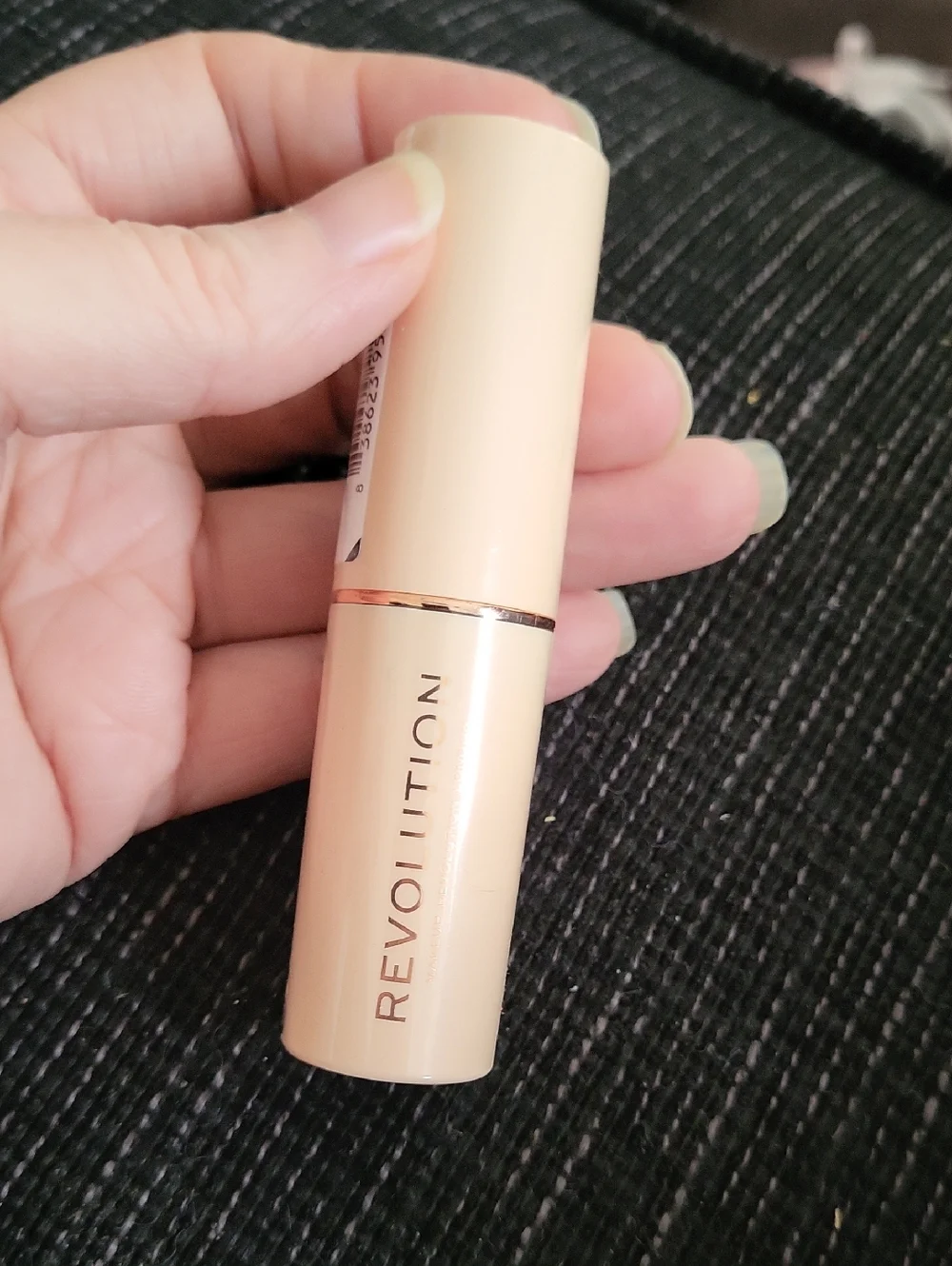 Revolution Fast Base Foundation Stick - F2